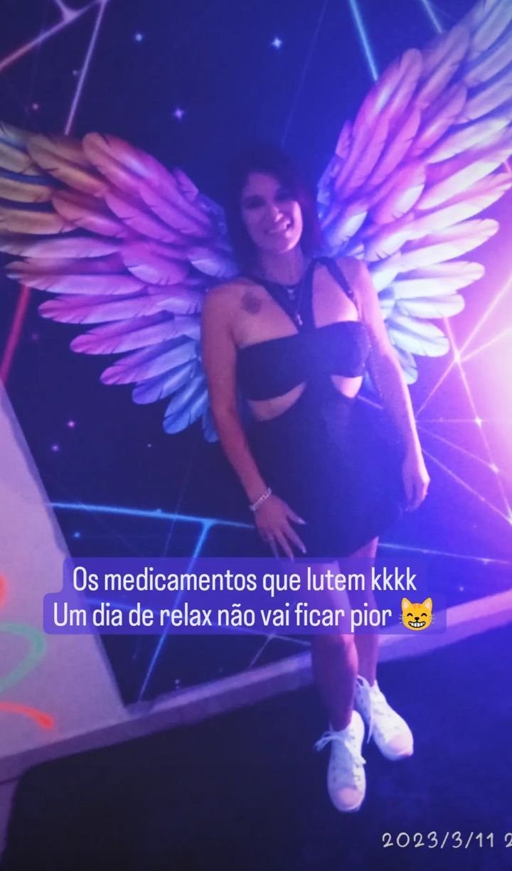 Stefany Alonso uma coroa gostosa achei uma fotos no Pc dela nua quando era mais nova #kWeqM8Jn