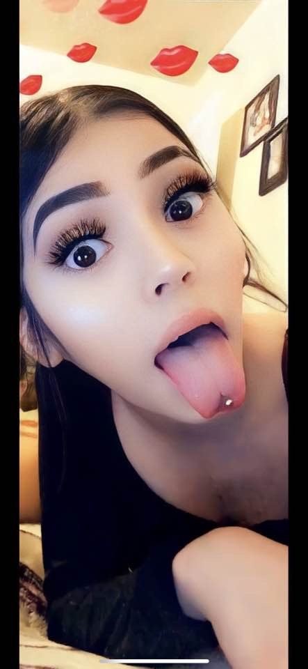 Exposed Slut #7h3msUdI