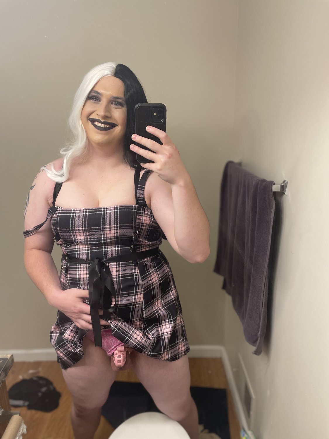 Sissy Kelly Peach from Michigan Exposed twitter:@SissygirlKelly #C6xmWaFD