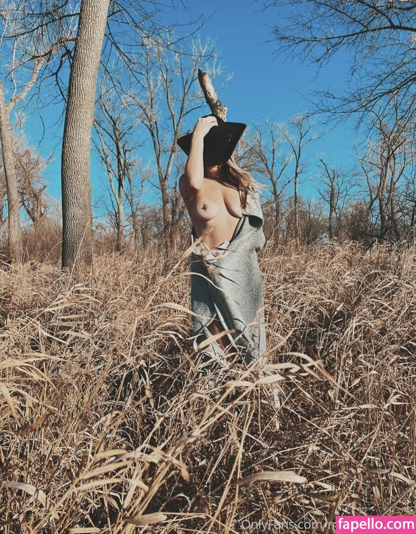Hot as hell Country MILF #fxbGHfqg