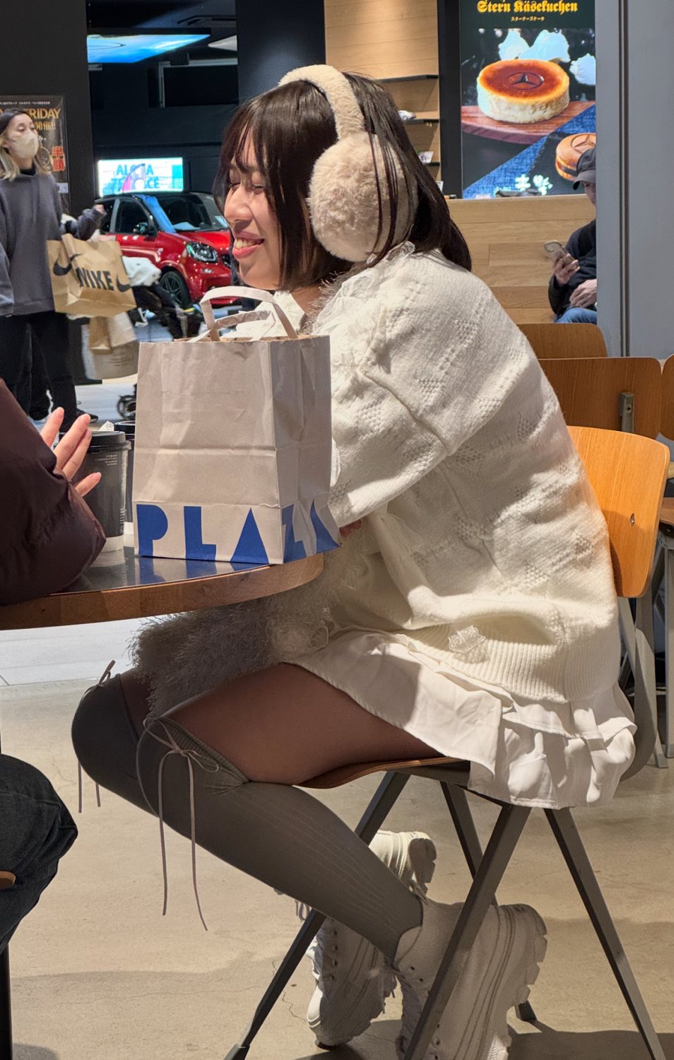 Asian creepshots #3volEV9a