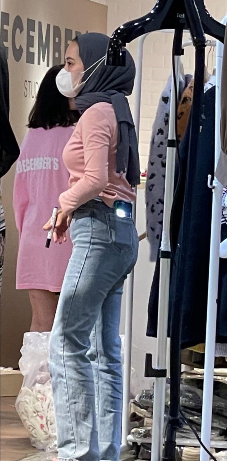 Asian creepshots #65cFeQkR