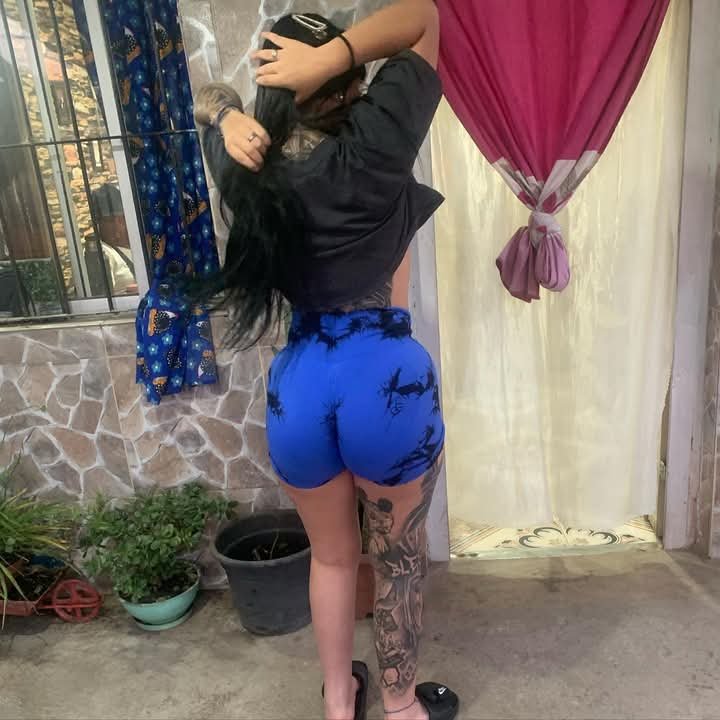 Pajeate con esta mina bien rica culona y tetona la puta #LGrJ1cV1