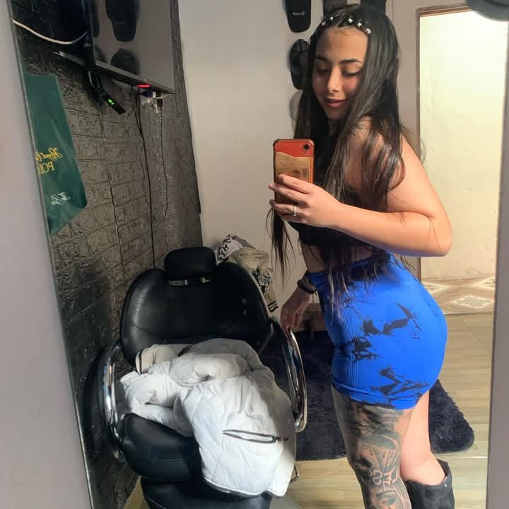 Pajeate con esta mina bien rica culona y tetona la puta #mDowD7bZ
