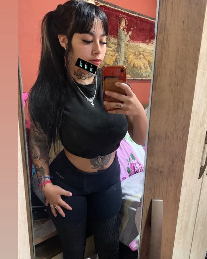 Pajeate con esta mina bien rica culona y tetona la puta #nLhybMw2