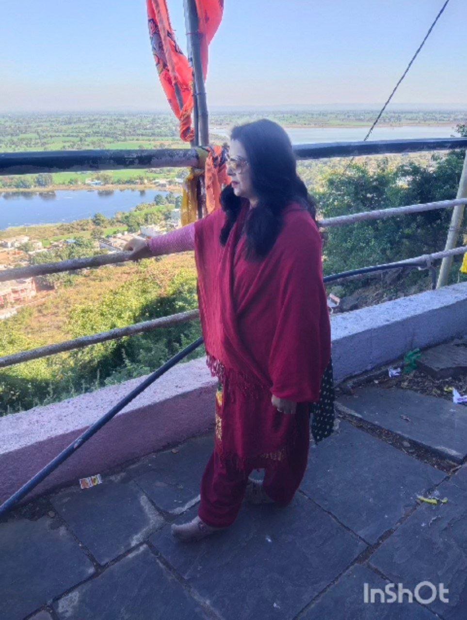 Indian housewife #EEMVbW37