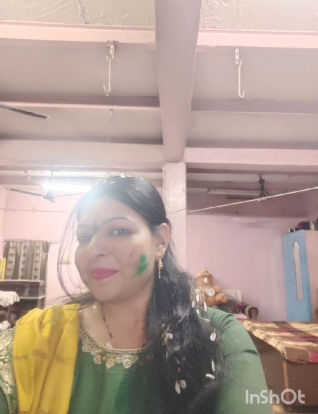 Indian housewife #MbpKqgiv