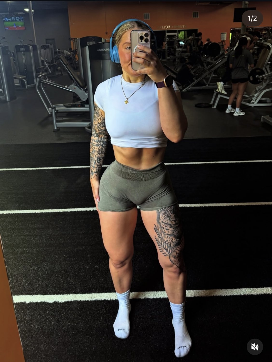 THICK pawg haleigh gets capped at the gym #qROUevBo