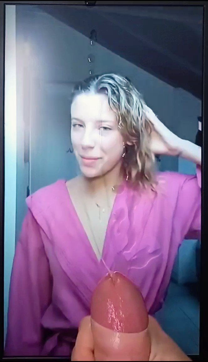 Ultra wonderful goddess 🇮🇹so natural blond barbie A. M.  astonish me(& I go nuts!)🤯🌋🦂cumtribute #BX23fAk8